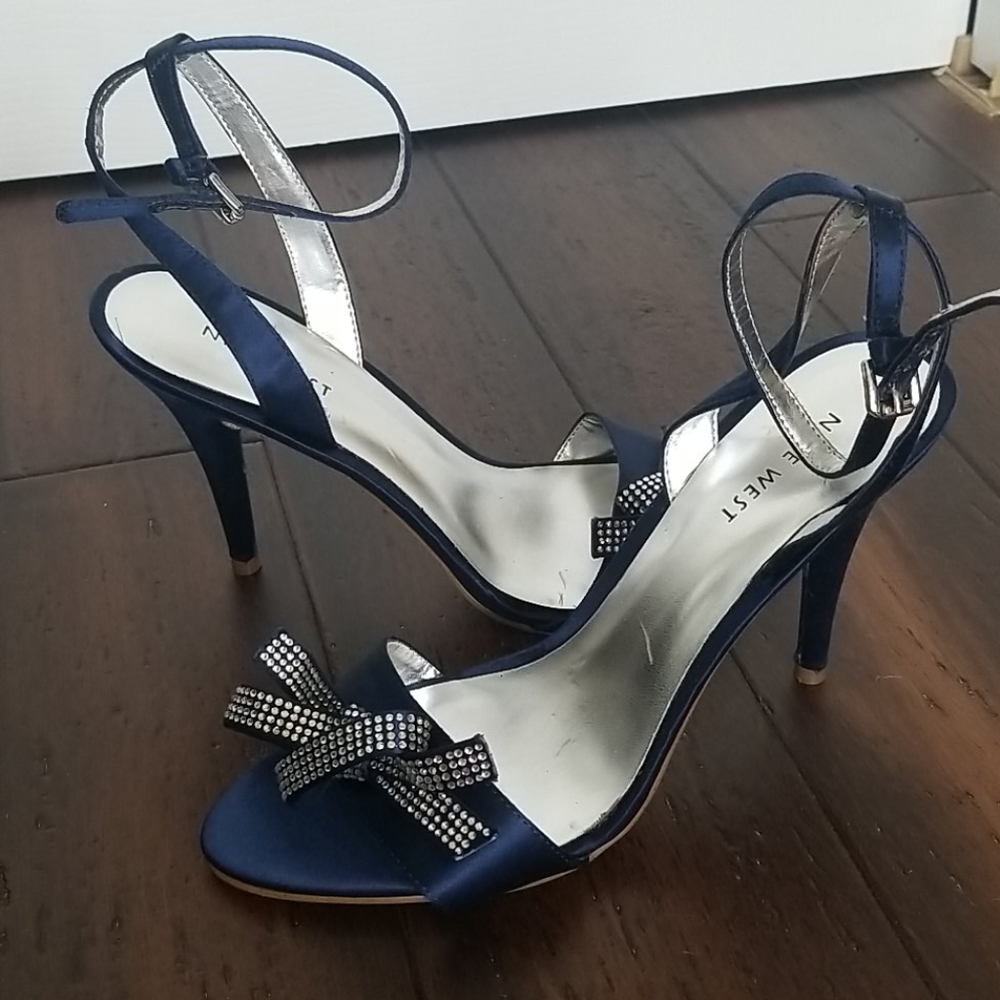 Nine west navy blue heels